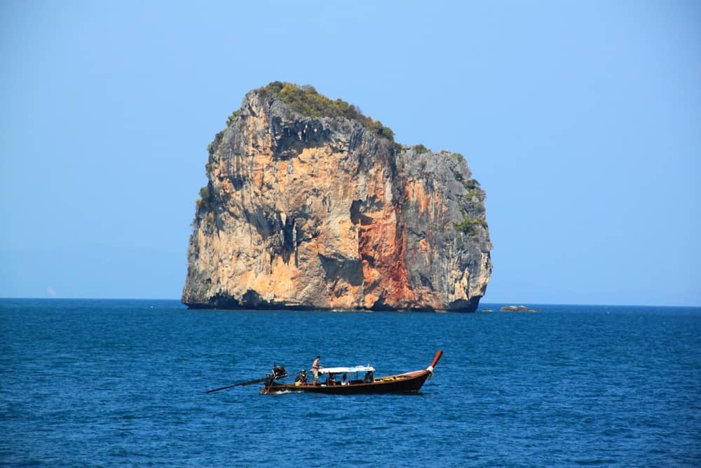 Kalksteinfelsen in Krabi