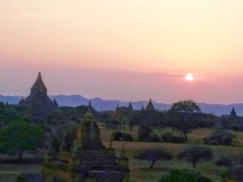 Old temple in Bagan everywherewithferna.com