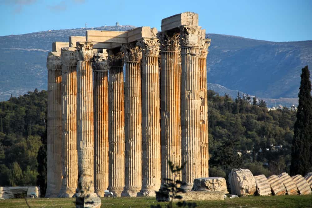 Interesting facts Greece: visiting ancient temples