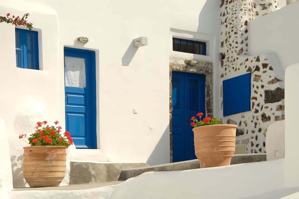 Greeks paint doors and windows blue