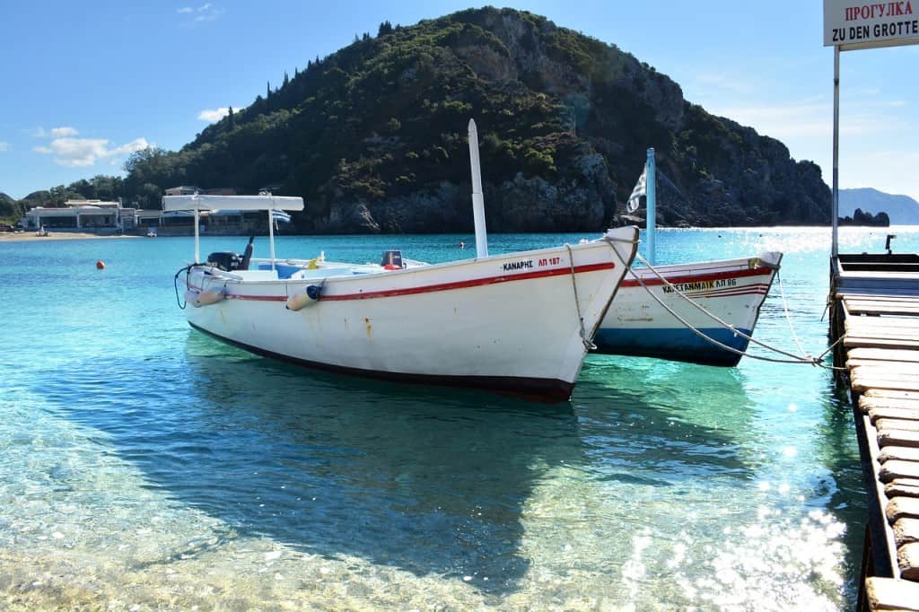 Save money for a Corfu boat trip