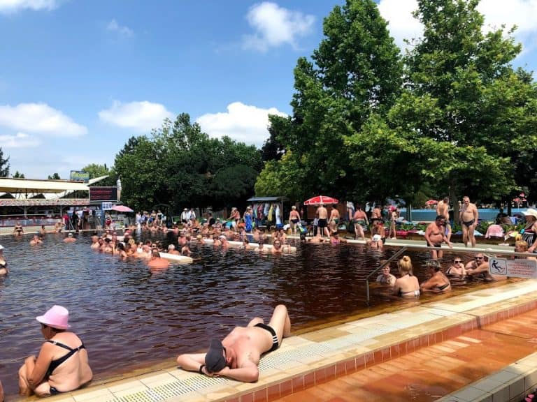 ultimate-guide-to-hungarospa-hajduszoboszlo-aquapark-thermal-baths