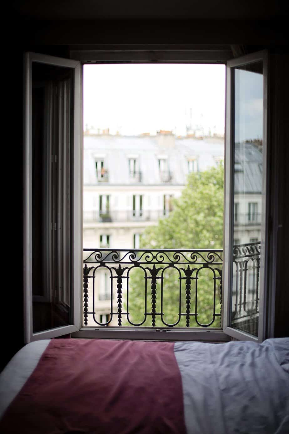 Understanding, Resolving and Preventing Hotel Noise Complaints -> Lazy Travel Blog